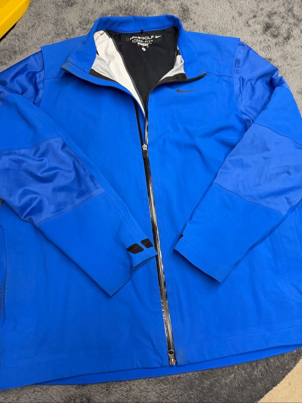 Nike Golf Storm-Fit 10 Blue Jacket, Size Men’s XL in great shape!